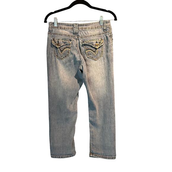 V.S.H. Size 4 Denim Capris Embroidered Pockets Super Soft Comfy Stretchy Classic - Picture 2 of 8